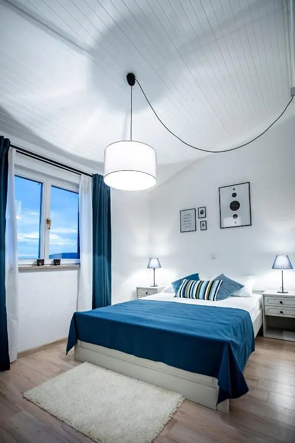 Beach Suite Nina Supetarska Draga 0*,  Croatia